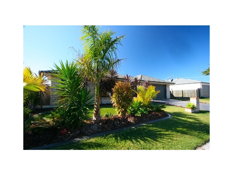 4 Amity Drive, Rothwell QLD 4022