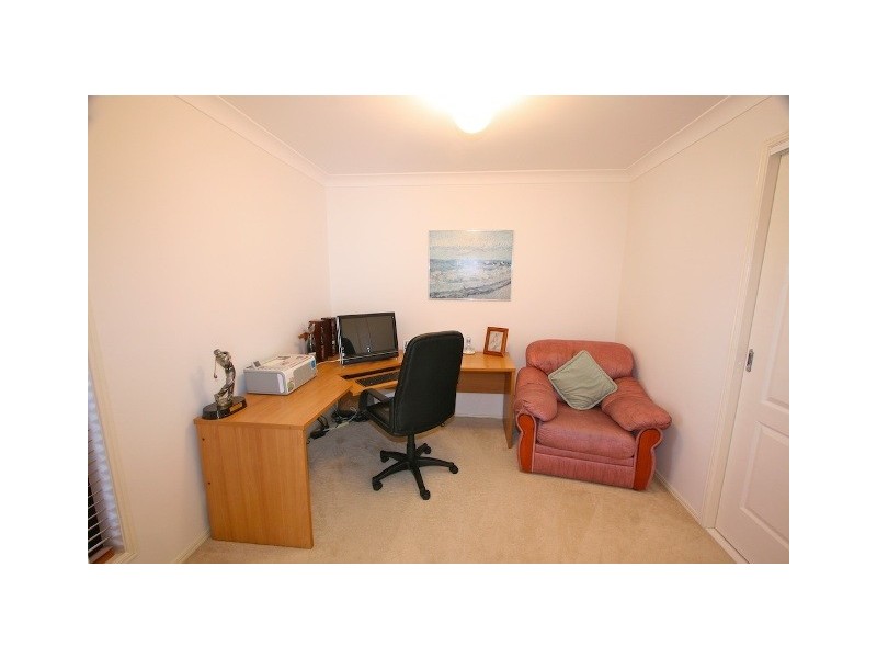 4 Amity Drive, Rothwell QLD 4022