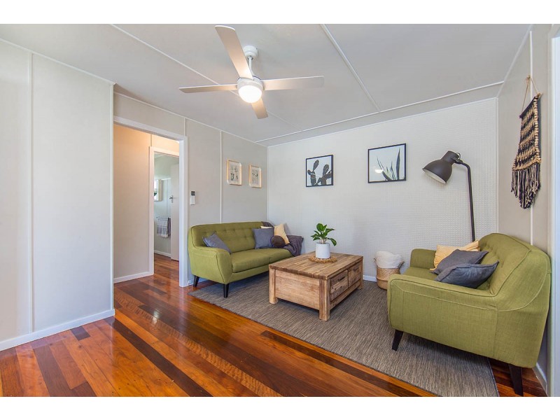 7 Amanda Street, Scarborough QLD 4020