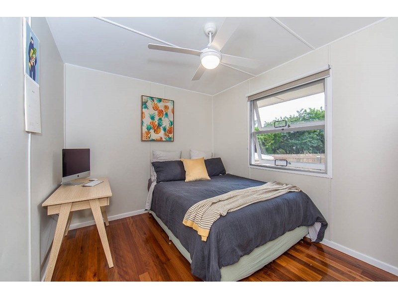 7 Amanda Street, Scarborough QLD 4020