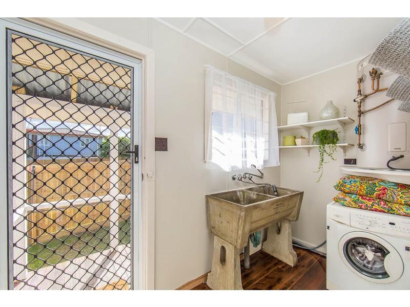 7 Amanda Street, Scarborough QLD 4020