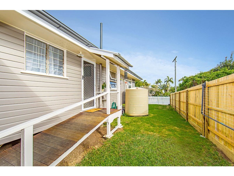 7 Amanda Street, Scarborough QLD 4020