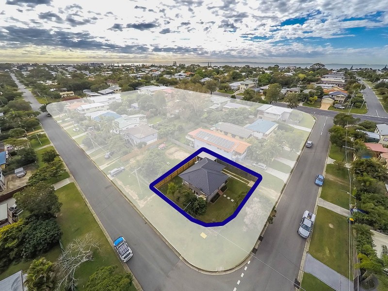 7 Amanda Street, Scarborough QLD 4020