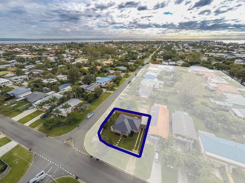 7 Amanda Street, Scarborough QLD 4020