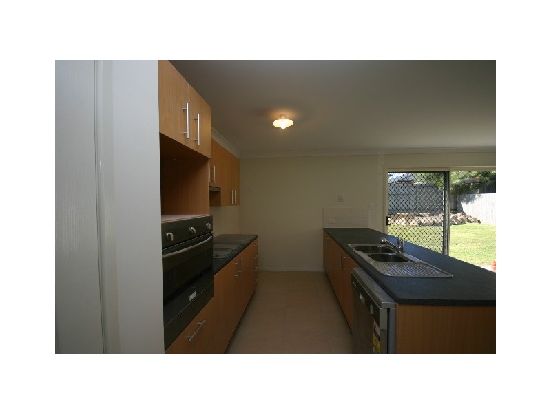 1/9 Lady Bowen Parade, Rothwell QLD 4022