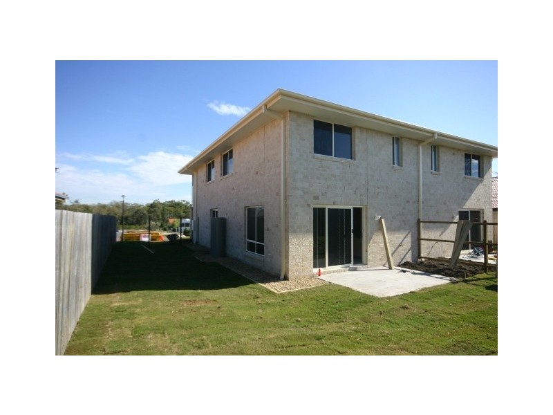 1/9 Lady Bowen Parade, Rothwell QLD 4022