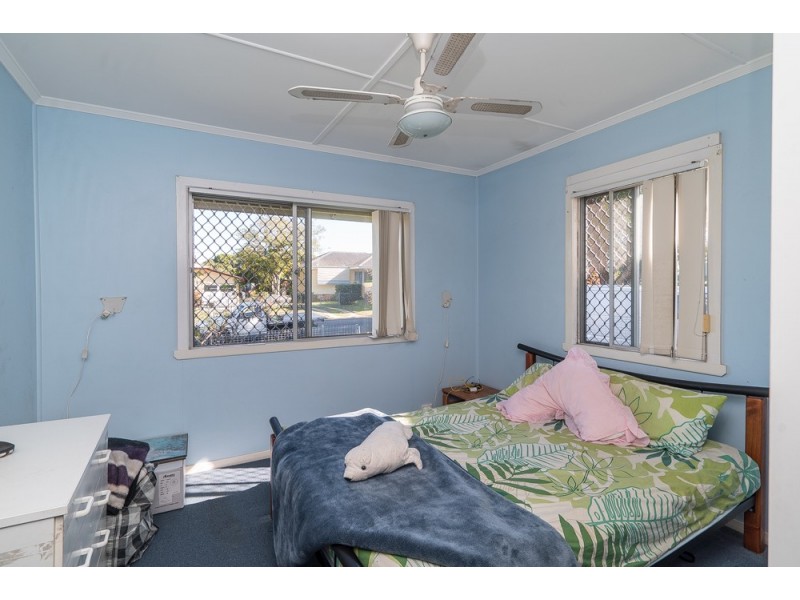 25 Enoch Street, Clontarf QLD 4019