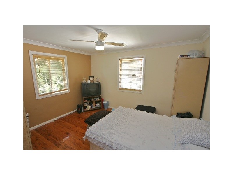19 Livermore Street, Redcliffe QLD 4020