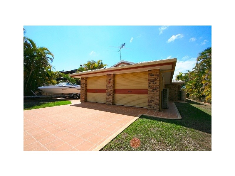2 France Court, Newport QLD 4020