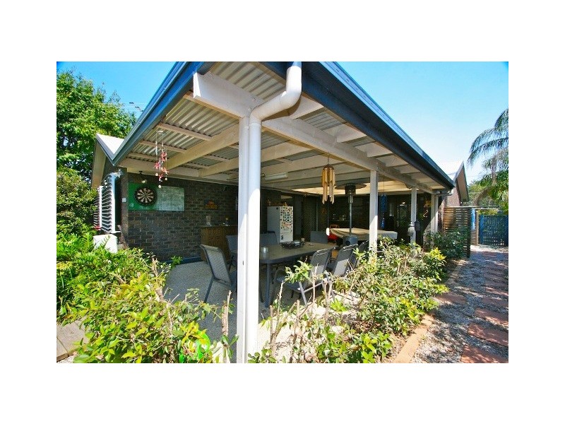 50 Grace Street, Scarborough QLD 4020