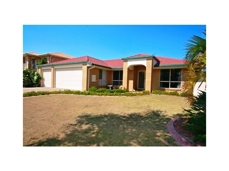 32 Fleetwing Avenue, Newport QLD 4020