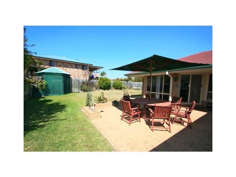 32 Fleetwing Avenue, Newport QLD 4020