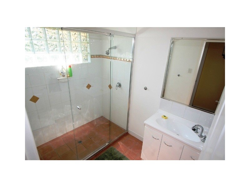 191 Scarborough Road, Scarborough QLD 4020