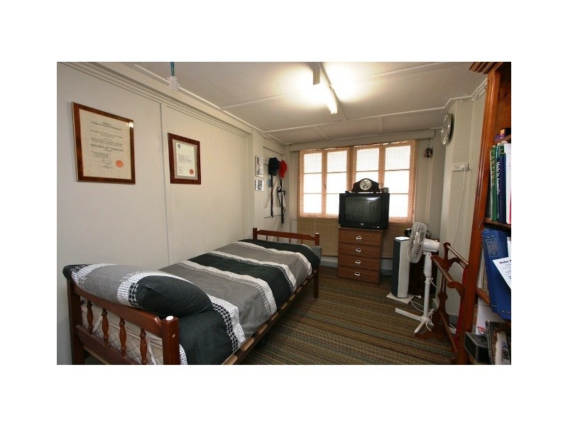 1 Mabel Street, Margate QLD 4019