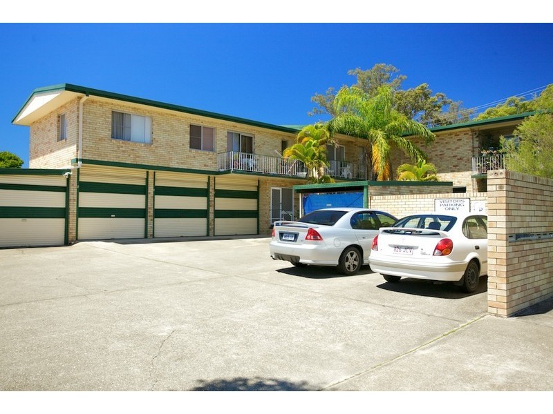 2/486 Oxley Ave, Redcliffe QLD 4020