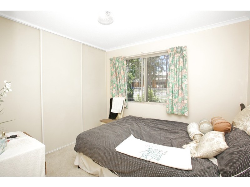 2/486 Oxley Ave, Redcliffe QLD 4020