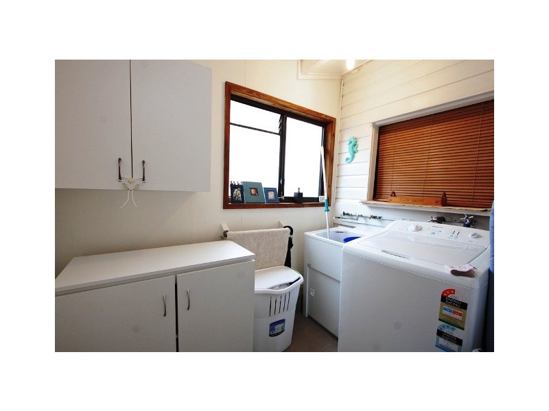 12 Lucas Street, Scarborough QLD 4020