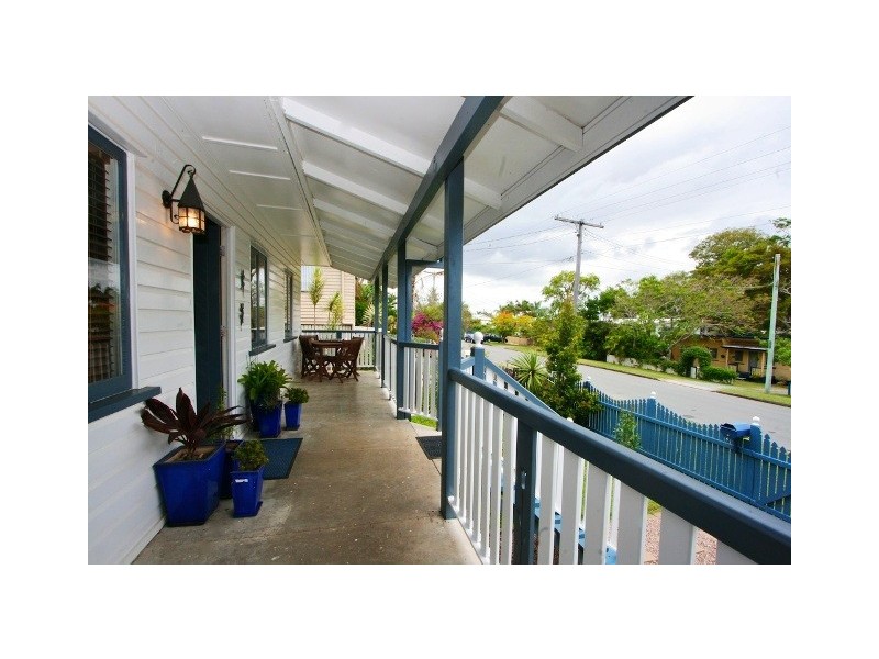 12 Lucas Street, Scarborough QLD 4020