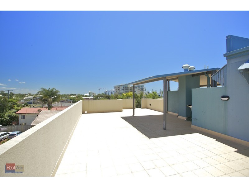 17/82 Mein Street, Scarborough QLD 4020