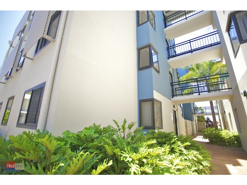 17/82 Mein Street, Scarborough QLD 4020