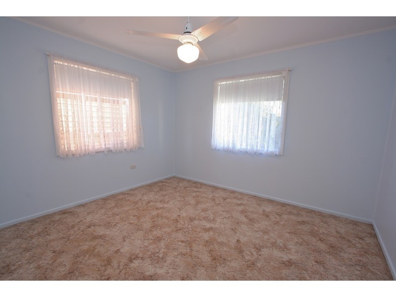 42 McCulloch Avenue, Margate QLD 4019