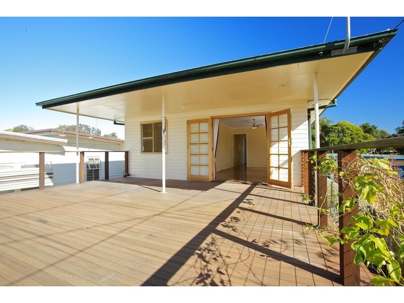 27a Blakeney Street, Woody Point QLD 4019