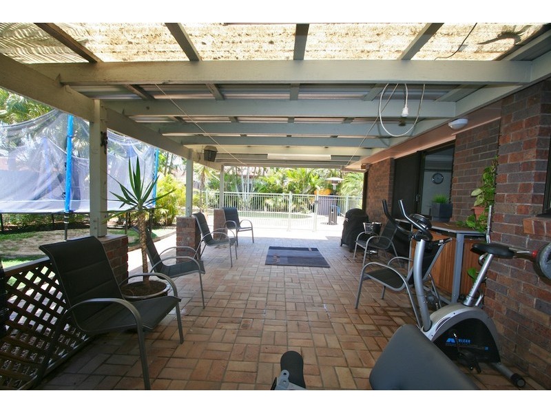 17 Hampshire Court, Kippa-ring QLD 4021