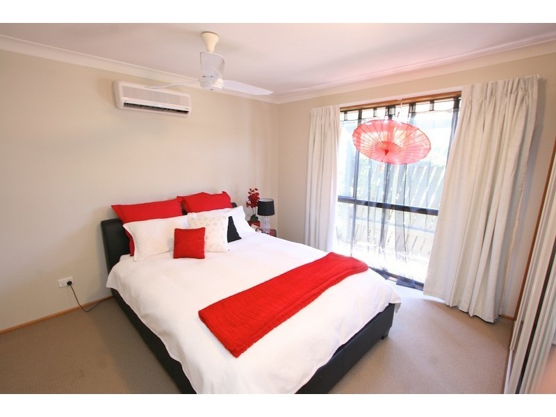 17 Hampshire Court, Kippa-ring QLD 4021