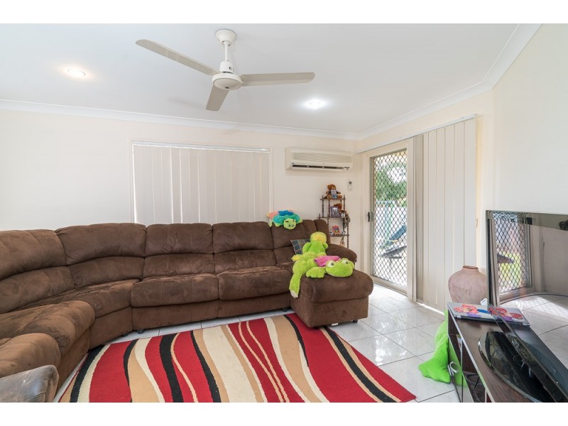 17 Logan Tce, Deception Bay QLD 4508
