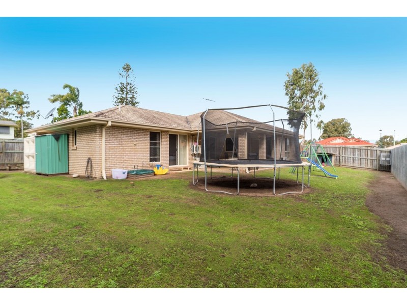 17 Logan Tce, Deception Bay QLD 4508