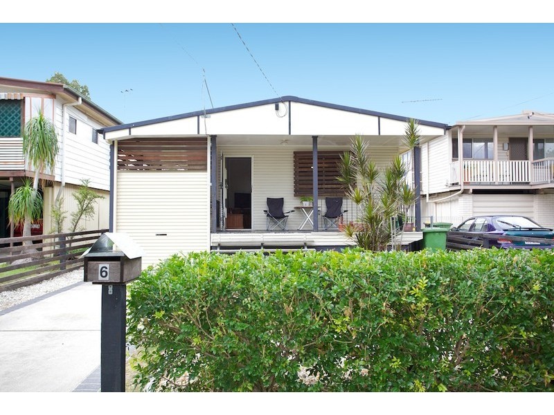 6 Ettie Street, Redcliffe QLD 4020
