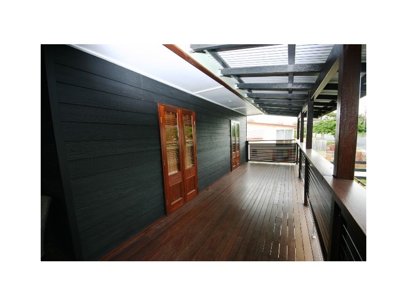33 Knight Street, Redcliffe QLD 4020