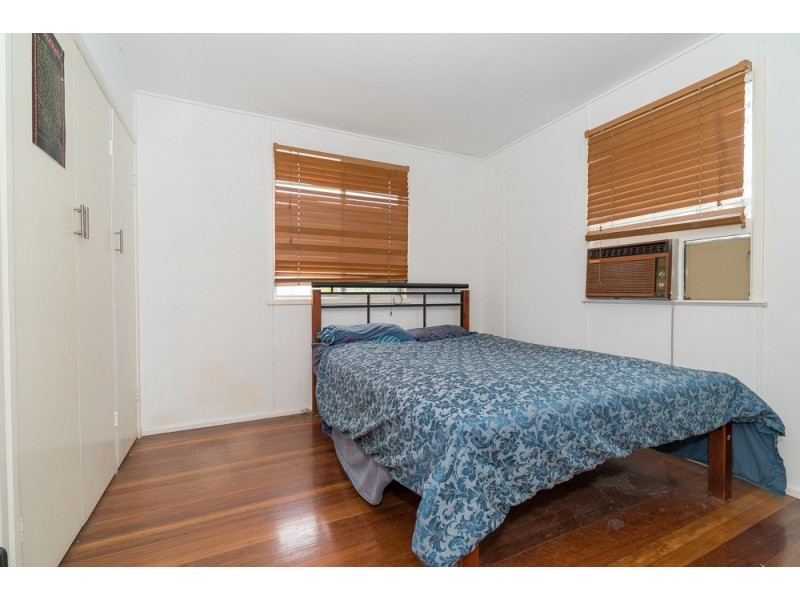 34 Bradley Road, Clontarf QLD 4019
