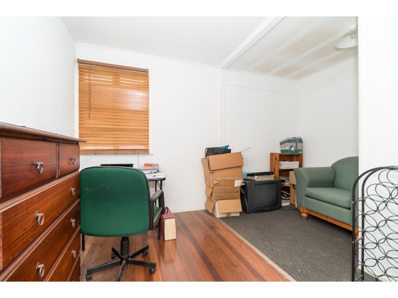 34 Bradley Road, Clontarf QLD 4019