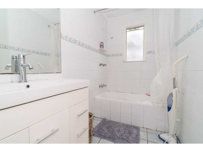 34 Bradley Road, Clontarf QLD 4019