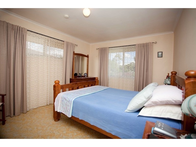 19 Waratah Drive, Clontarf QLD 4019