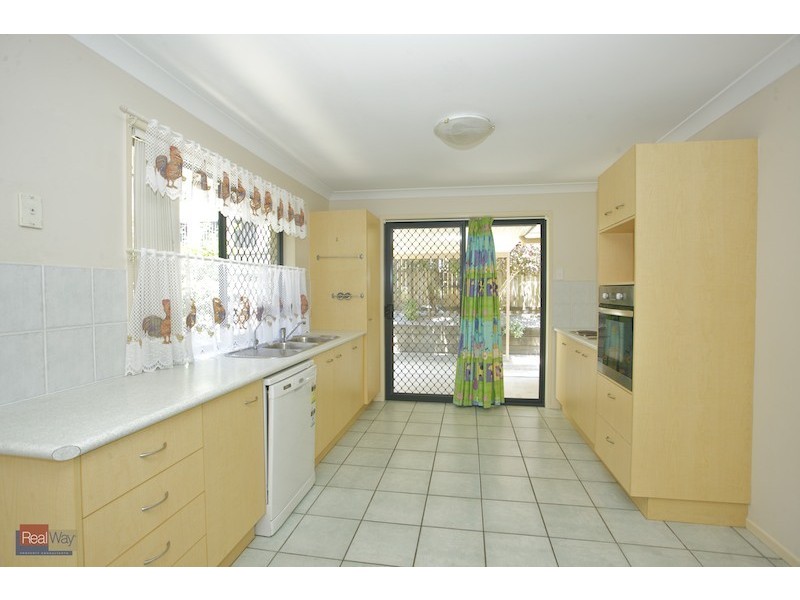 16 Lucas Street, Scarborough QLD 4020