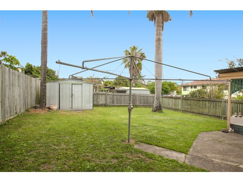 43 Garnet Street, Scarborough QLD 4020