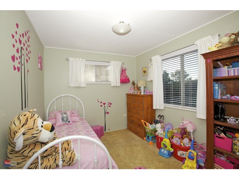 8 Hurrell Street, Clontarf QLD 4019