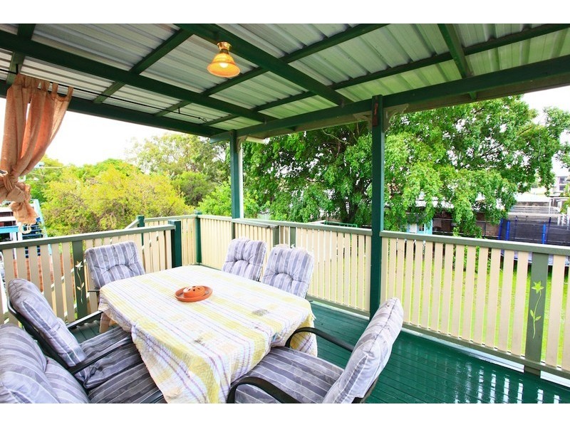 54 Plume Street, Redcliffe QLD 4020