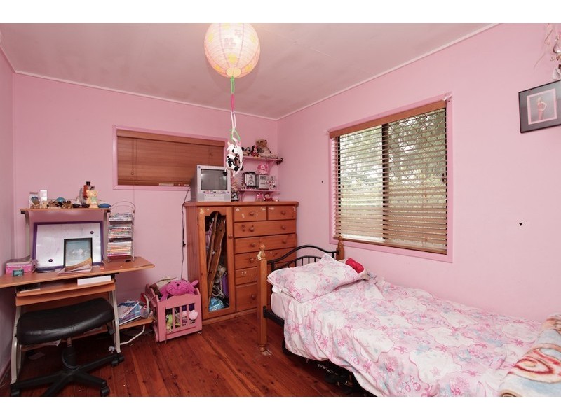 54 Plume Street, Redcliffe QLD 4020