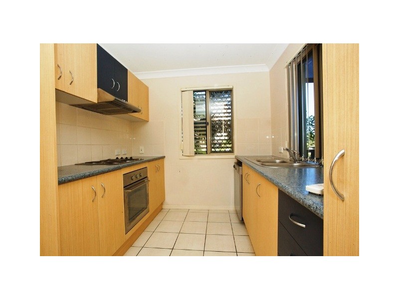 2/2-4 Irene Street, Redcliffe QLD 4020