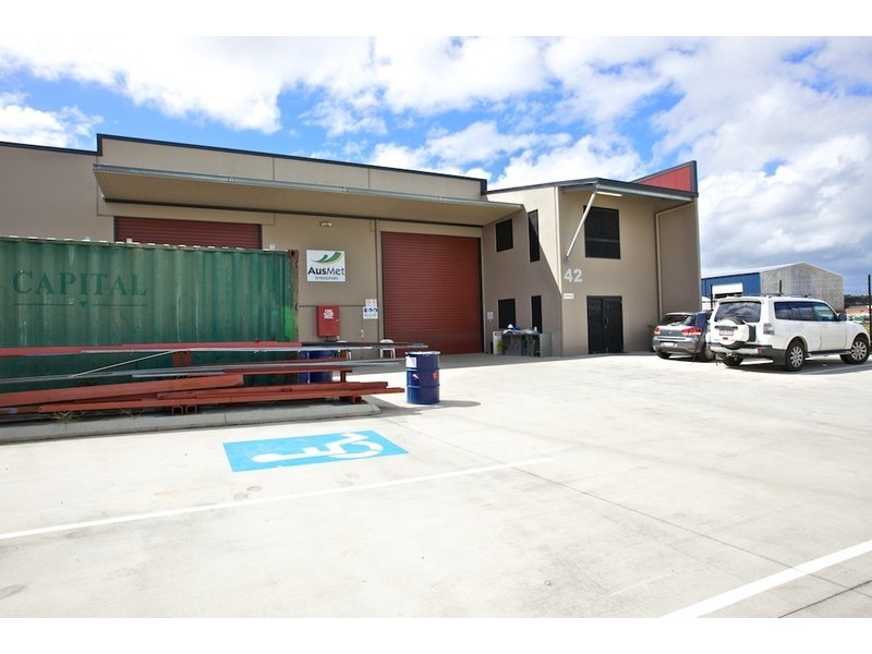 42 Redcliffe Gardens Drive, Clontarf QLD 4019