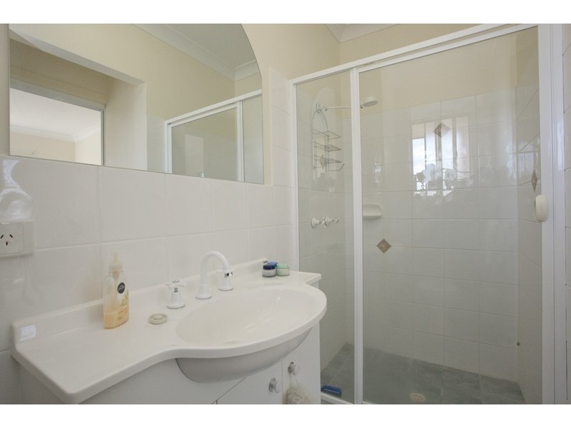 7/13-15 Humpybong Esplanade, Redcliffe QLD 4020