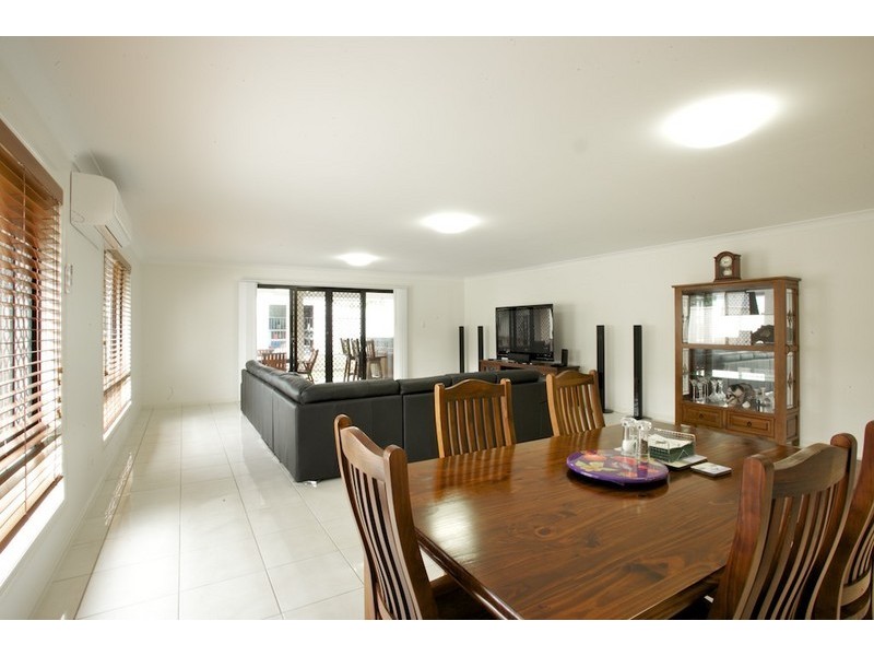 89 Klingner Road, Redcliffe QLD 4020