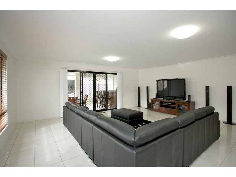 89 Klingner Road, Redcliffe QLD 4020