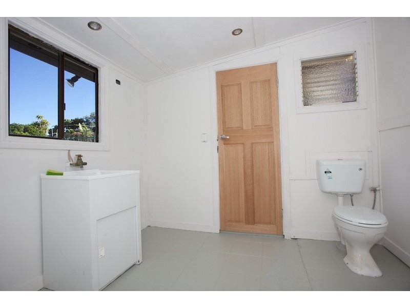 51 Thomas Street, Clontarf QLD 4019