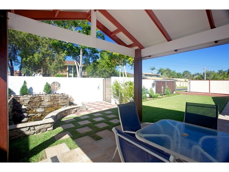 15 Canna Street, Clontarf QLD 4019