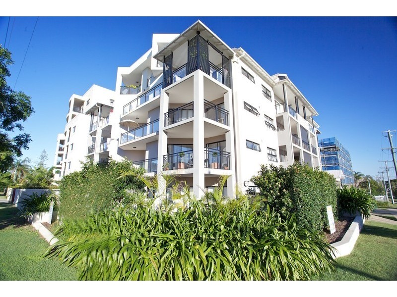18/5 Rock Street, Scarborough QLD 4020
