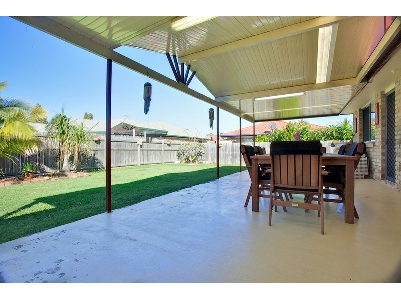 3 Bernays Court, Rothwell QLD 4022